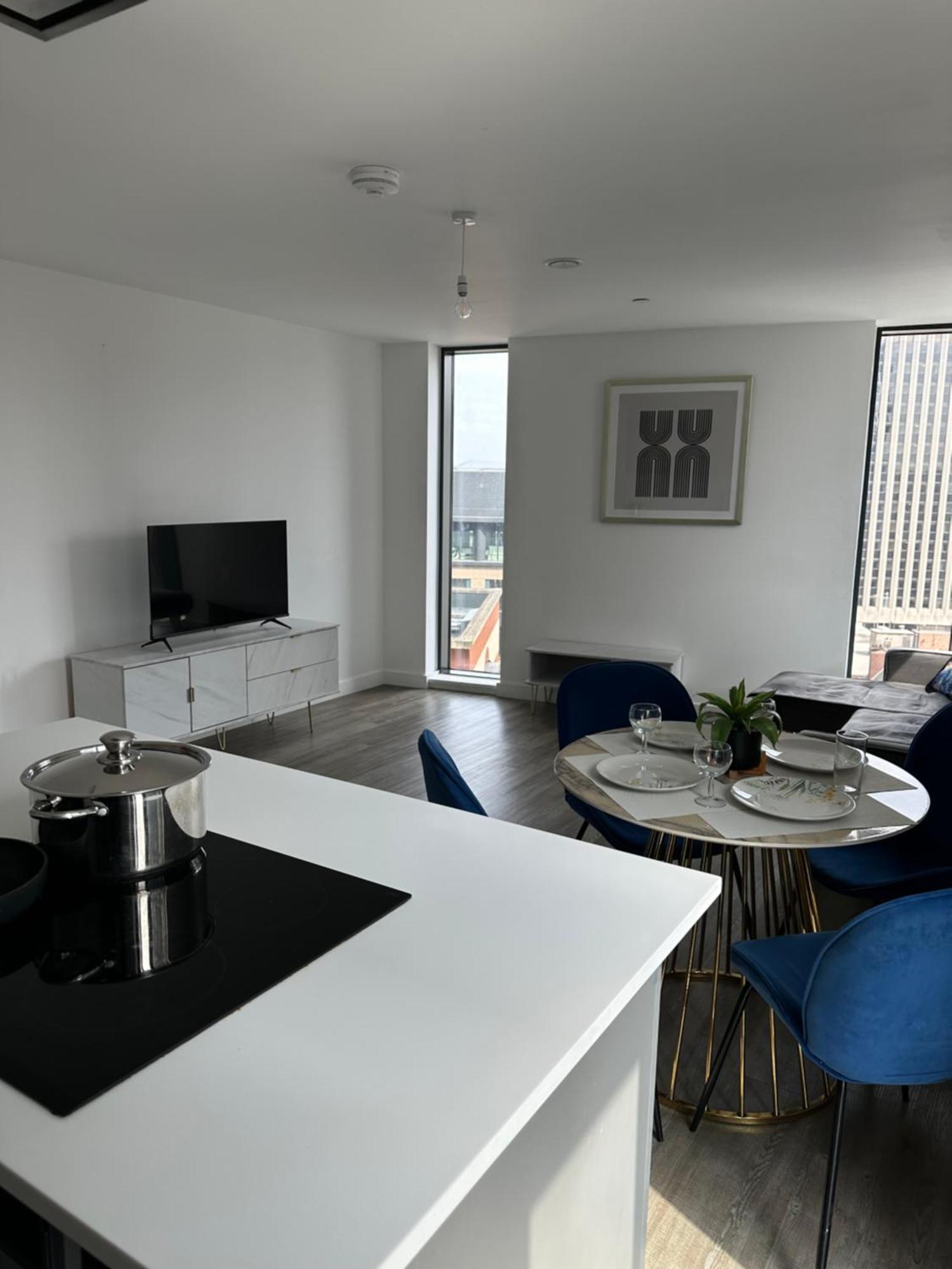 Two Bed Cozy Getaway Centre Apartment *