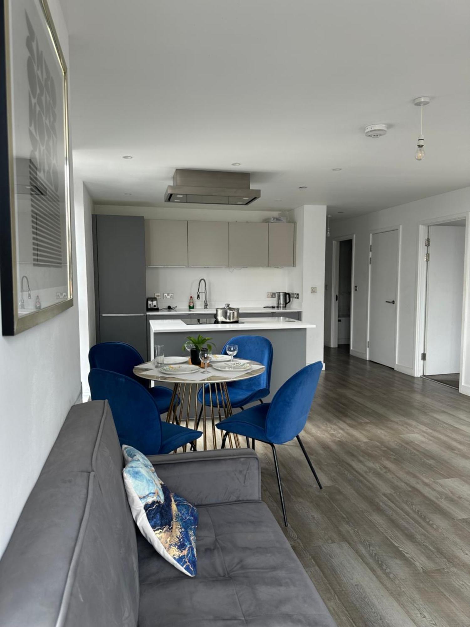 Apartment Two Bed Cozy Getaway Centre *