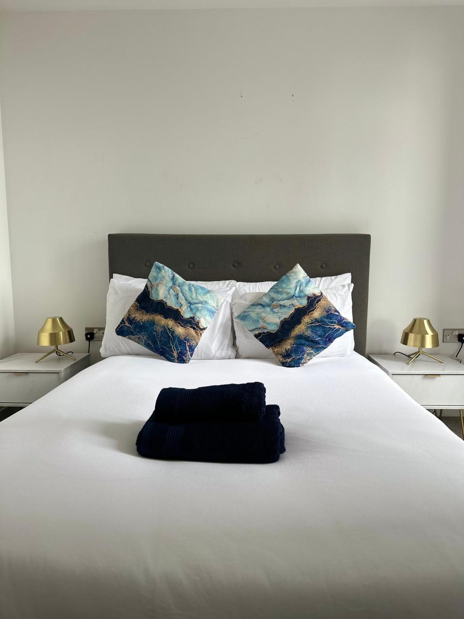 Two Bed Cozy Getaway Centre * Birmingham